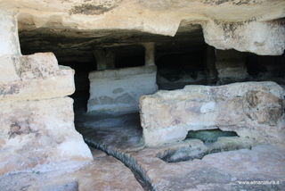 Grotta delle Trabacche